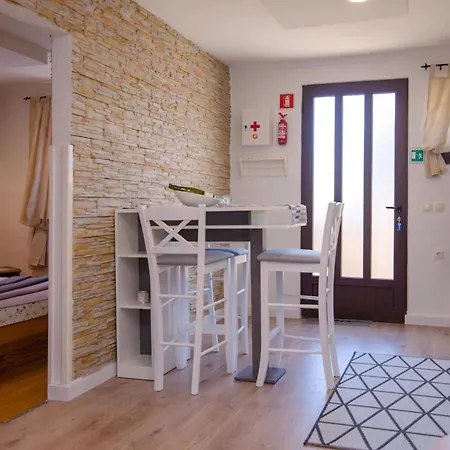 Apartment In Mit Eigenem Parkplatz *